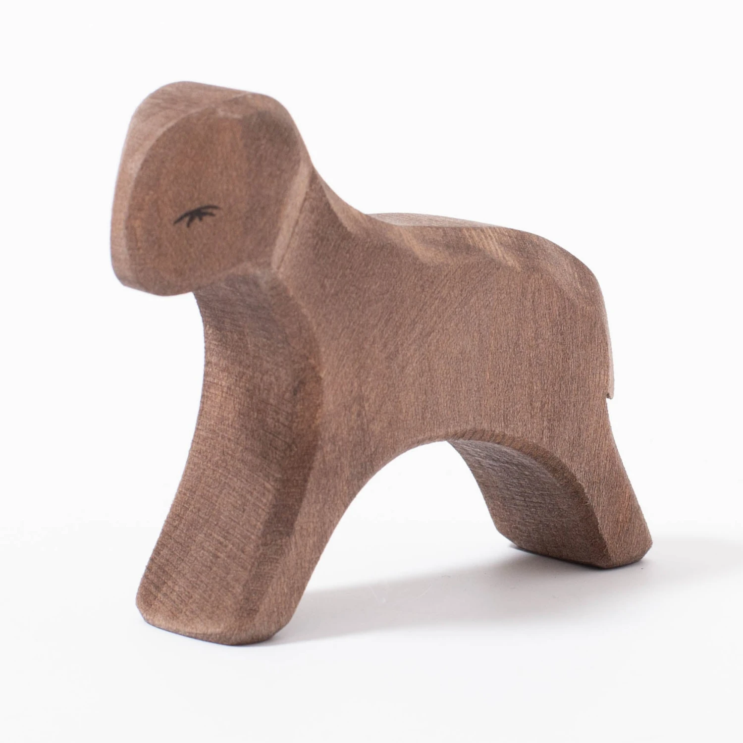 Lamb Brown | Standing 1 Lamb Brown | Standing