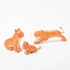 Tiger Cub Sitting 5 Tiger Cub Sitting -Toy Series Store ostheimer tiger family 3880