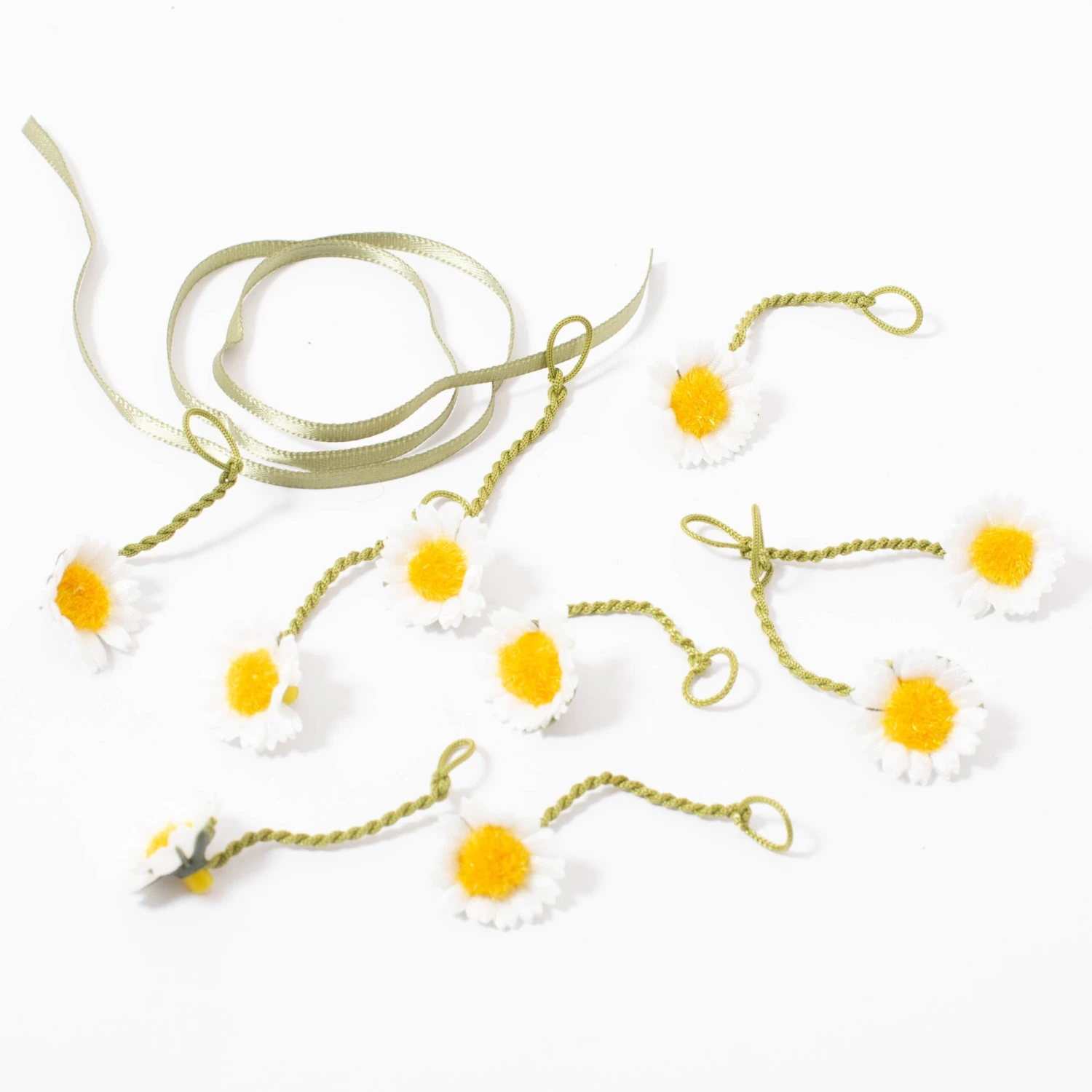 Daisy Chain | Box Of 20 Daisies 1 Daisy Chain | Box Of 20 Daisies
